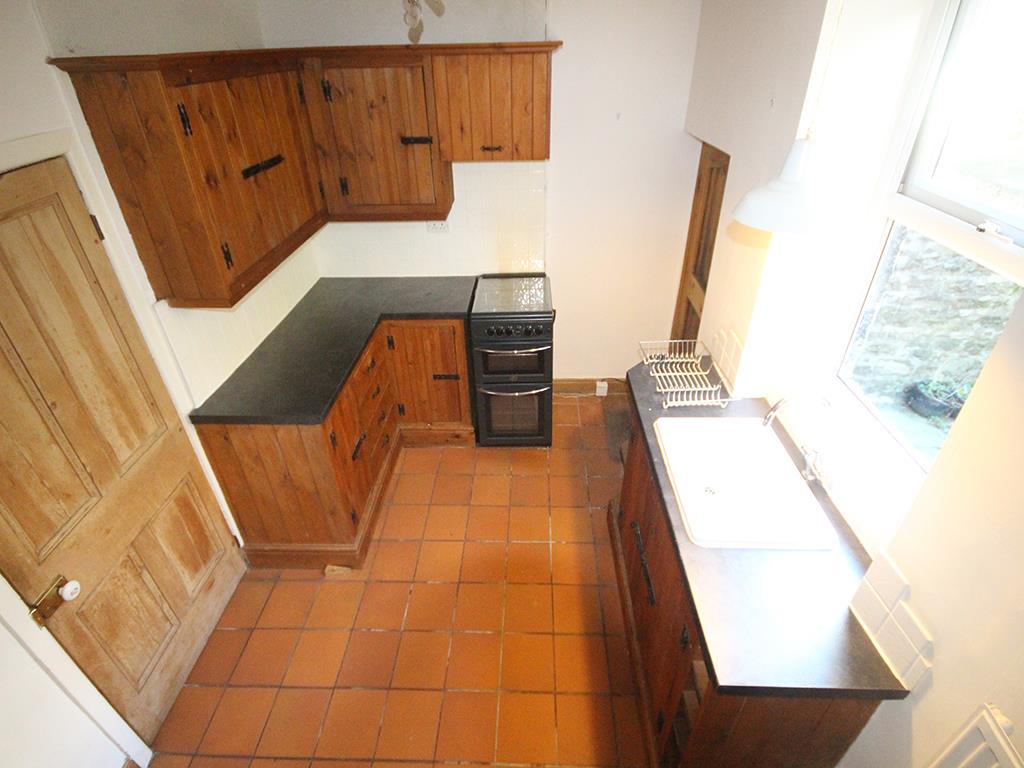 2 bedroom mid terrace house For Sale in Winewall - 2016-02-10 14.49.38.jpg